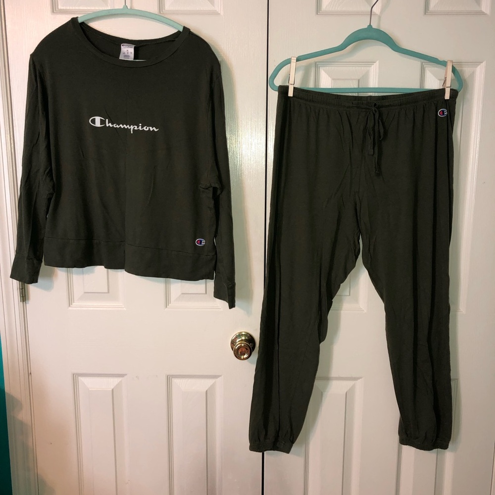 Champion Matching Set, Size: L, Color: Olive Green